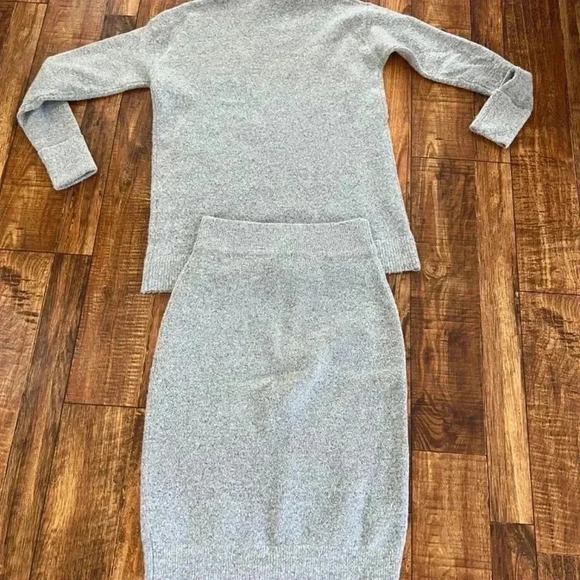 Mock sweater turtleneck & Pencil skirt XS/S - Picture 11 of 13